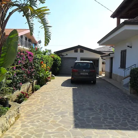 Apartment 'roberta By Interhome